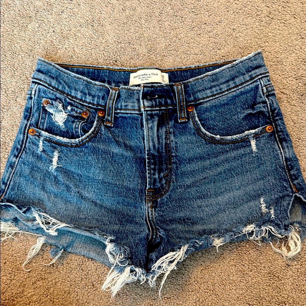 Abercrombie & Fitch Women's Distressed Blue Jean Shorts size 2